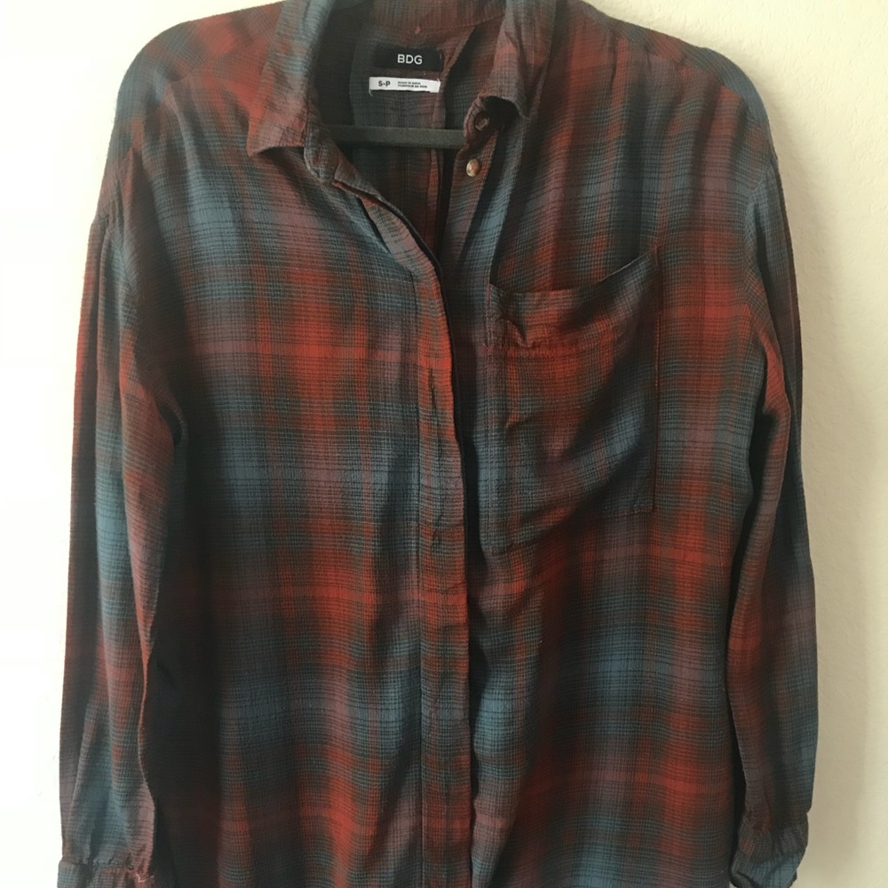 Urban Outfitters • BDG Red Logan Button-Down